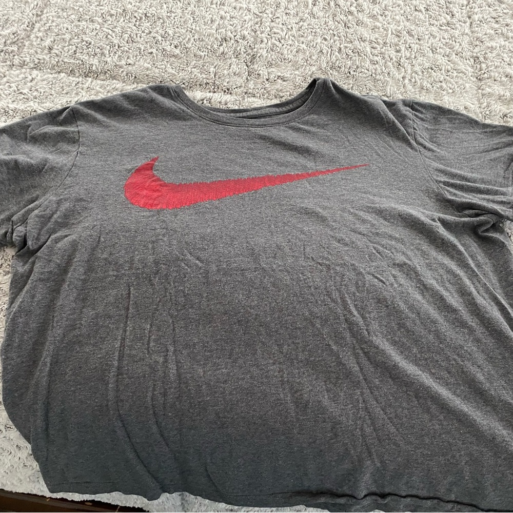 Nike T-shirt